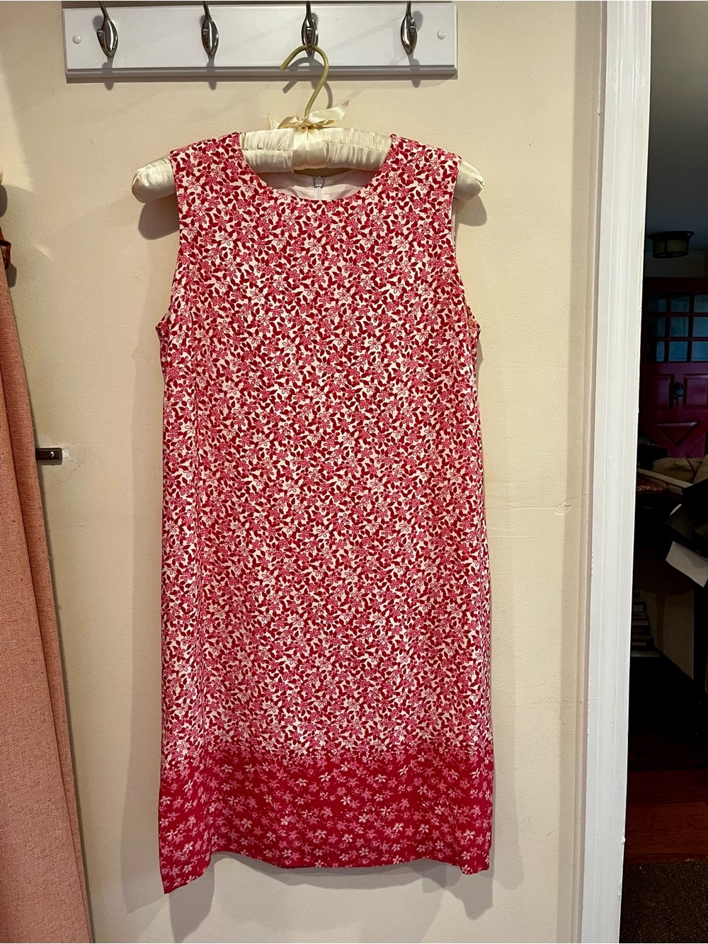 Talbots pink floral sheath dress size Small Petite